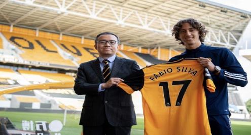 أغلى لاعب في تاريخه.. وولفرهامبتون يعلن رسميا التعاقد مع سيلفا